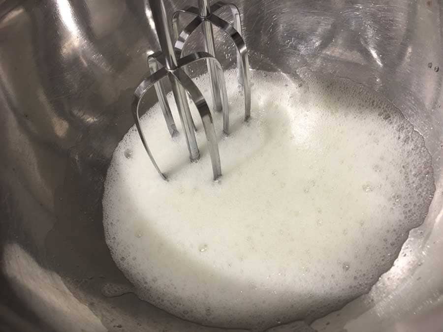 how to whip egg whites for pancakes